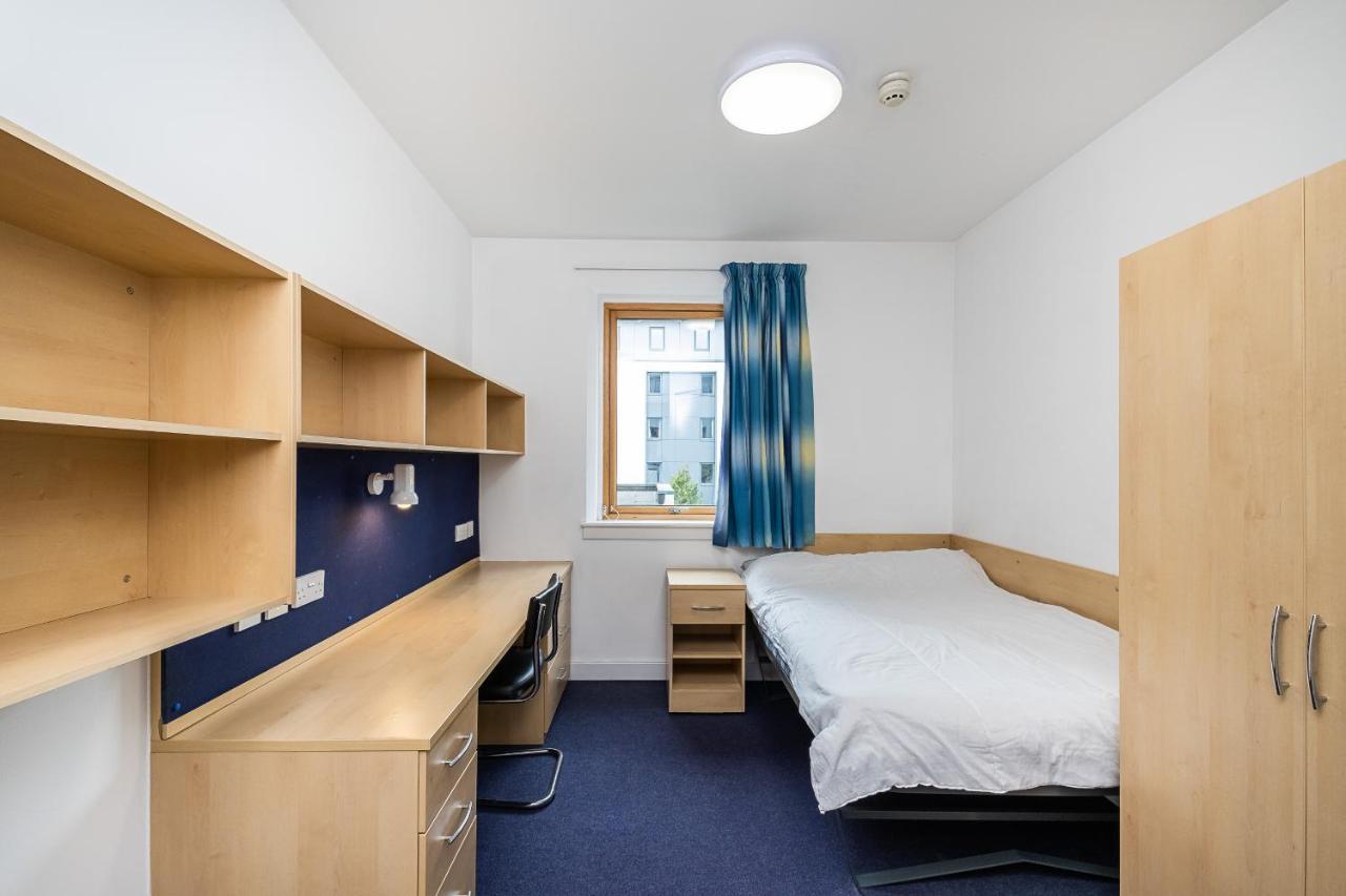 En Suite Rooms, Gillingham - Sk Luaran gambar