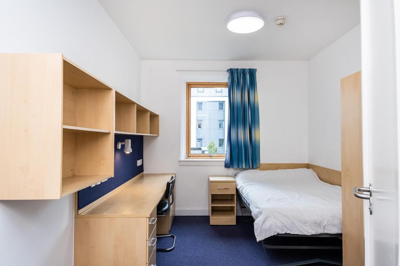 En Suite Rooms, Gillingham - Sk Luaran gambar